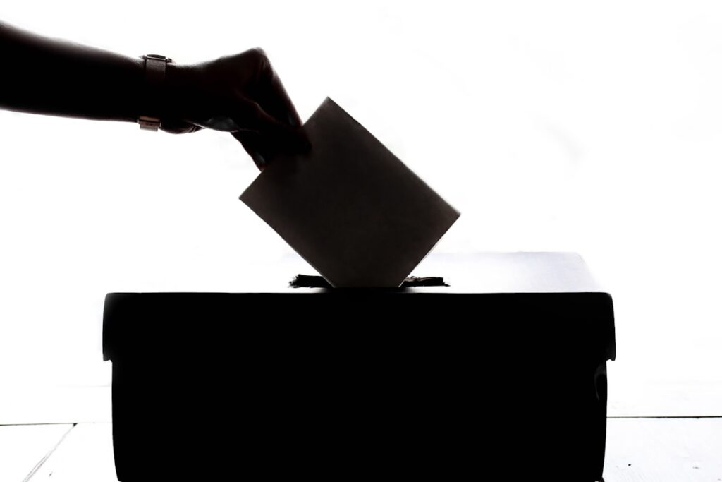 Urne de vote — contentieux des élections municipales
